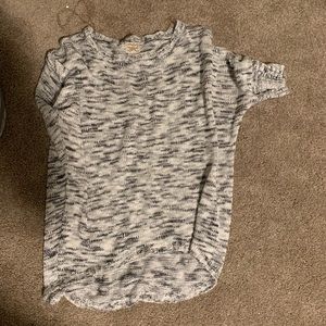 Cute short sleeved sweater